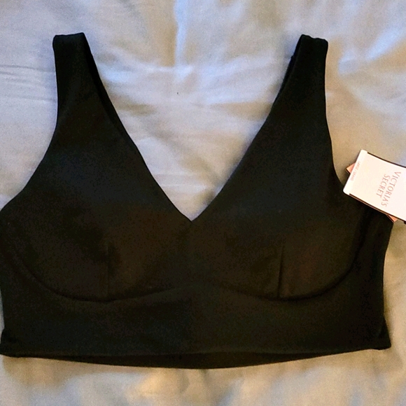 Victoria Secret Sports Bra - Picture 1 of 4